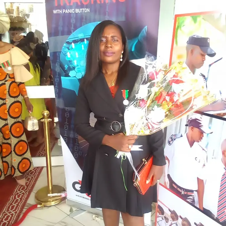 SUNGWA CICILE, KAMINE ELITE